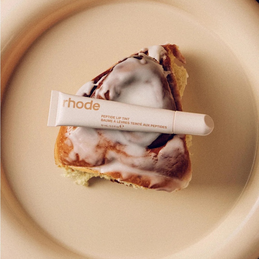 Rhode Peptide Lip Tint Cinnamon Roll